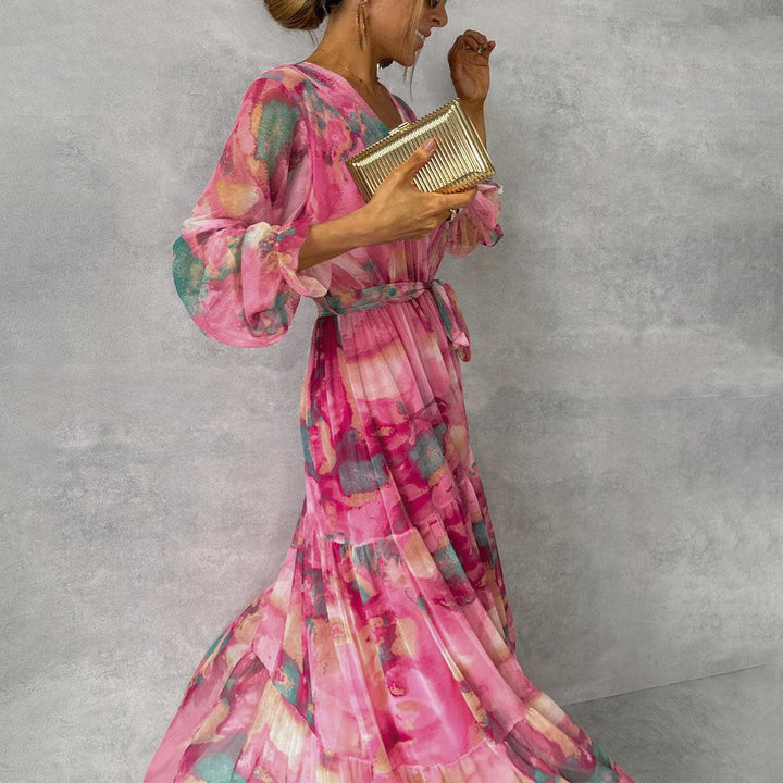 Theresia – Maxikleid mit Aquarellmuster und Bindegürtel