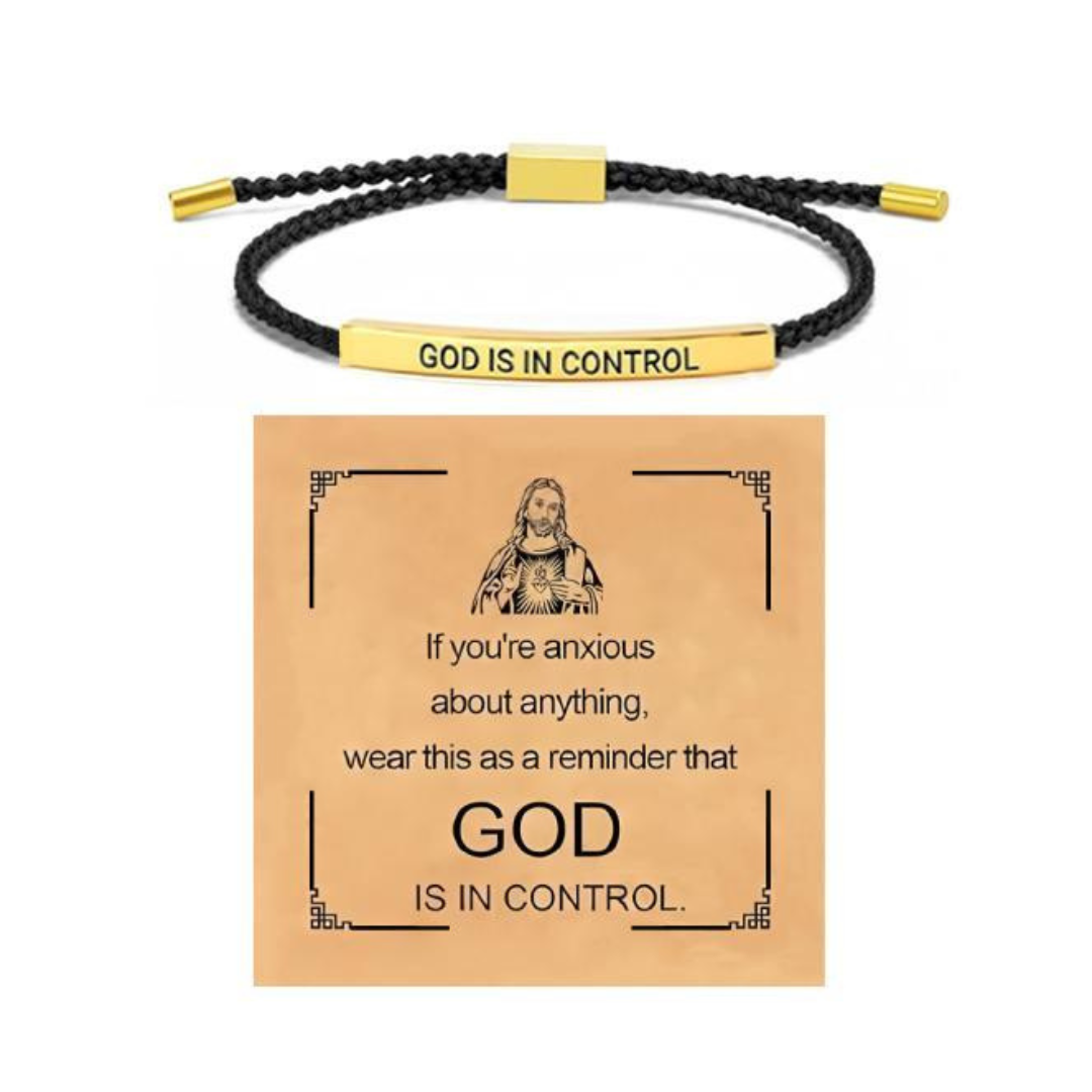 Armband mit Einzigartigem Muster und Buchstaben