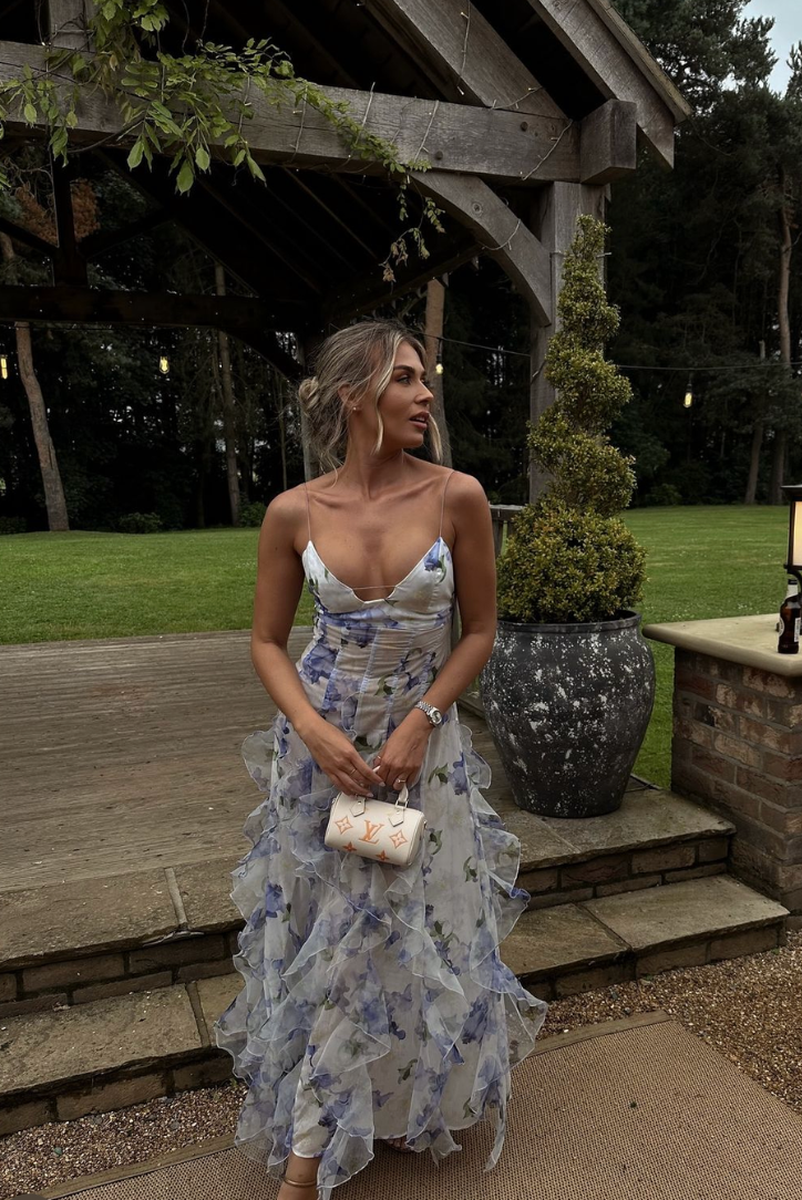 Hivira – Maxikleid mit Blumen und Rüschen