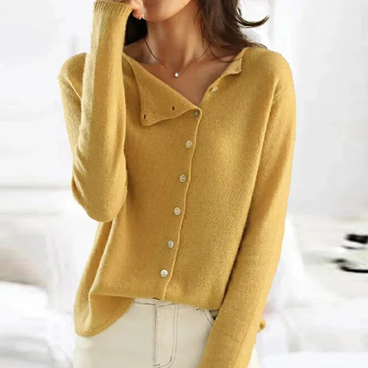 Delara – Asymmetrischer Knopf-Pullover