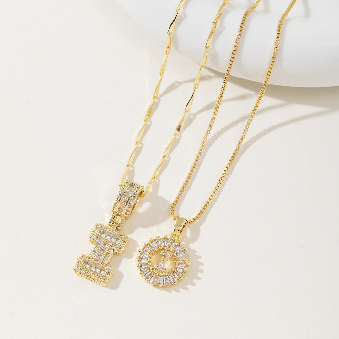 Elegantes 2er-Set Buchstabenanhänger-Halsketten