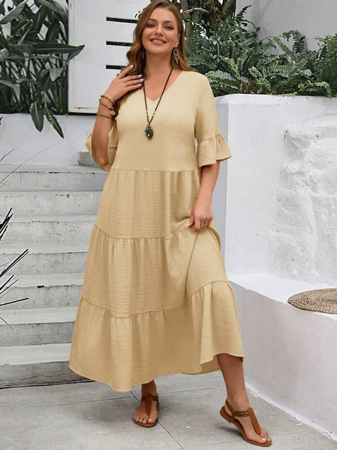 Nadja – Weit schwingendes Stufenkleid