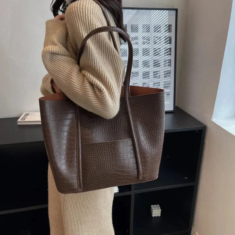 Betina – Croco Struktur Schultertasche
