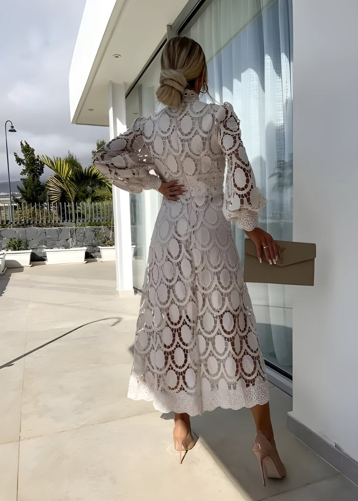 Marlinde – Elegantes Häkel-Midikleid