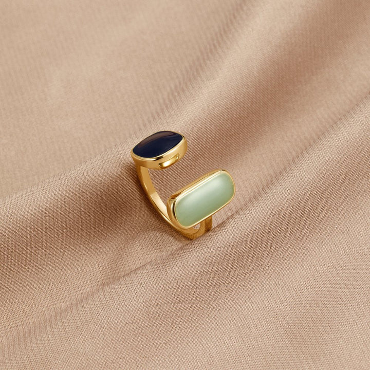 Doppelstein-Ring mit Schlichtem Wickeldesign