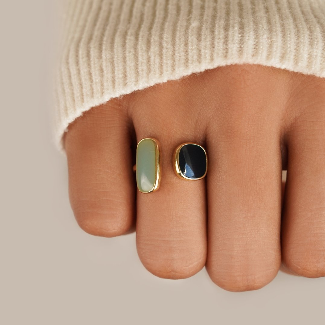 Doppelstein-Ring mit Schlichtem Wickeldesign