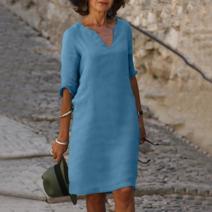 Delaney – Lässiges Kleid mit V-Ausschnitt