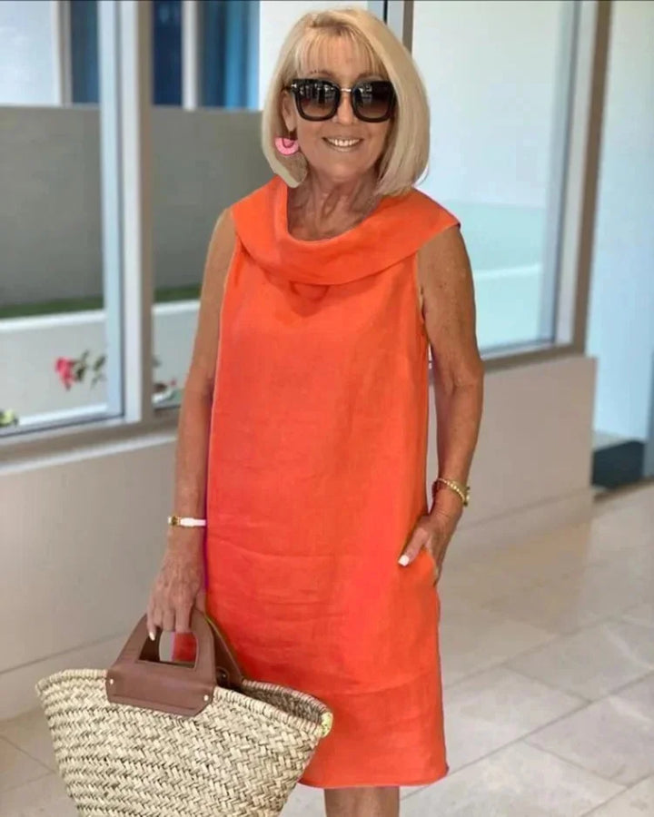 Perla – Ärmelloses Etuikleid mit Rundkragen