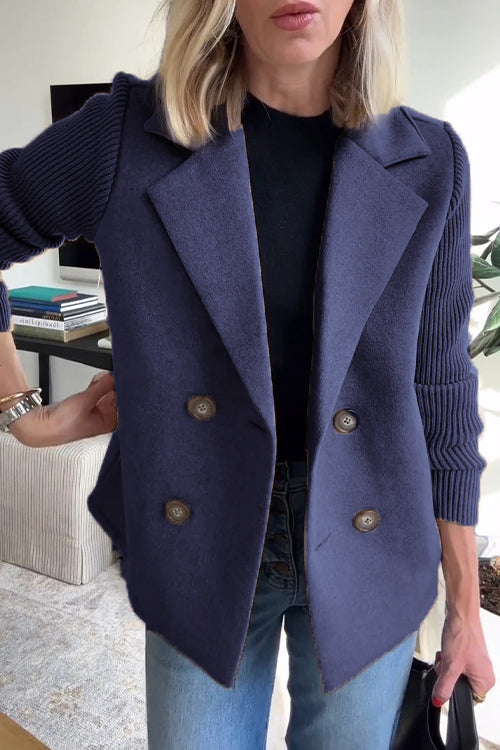 Dawn – Doppelreihiger Strickblazer