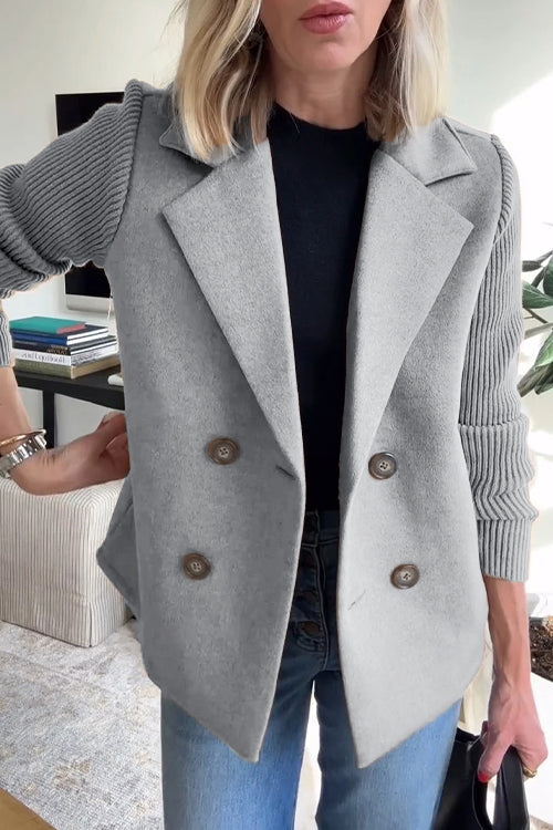 Dawn – Doppelreihiger Strickblazer