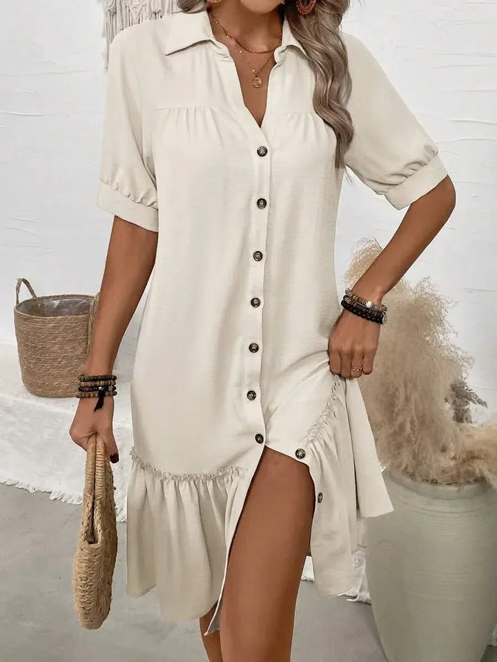 Aliyah – Knopfleistenkleid mit Rüschen-Saum