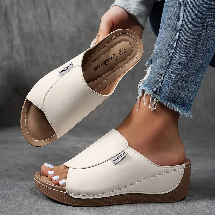 Gretchen – Offene Plateau-Sandalen