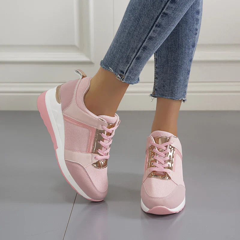 Pia – Schnürsneaker mit Keilsohle
