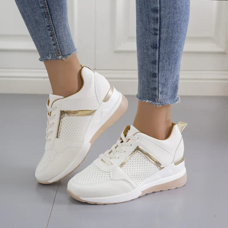 Pia – Schnürsneaker mit Keilsohle
