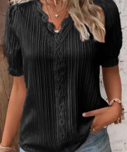 Elin – Verspielte Spitzenbluse
