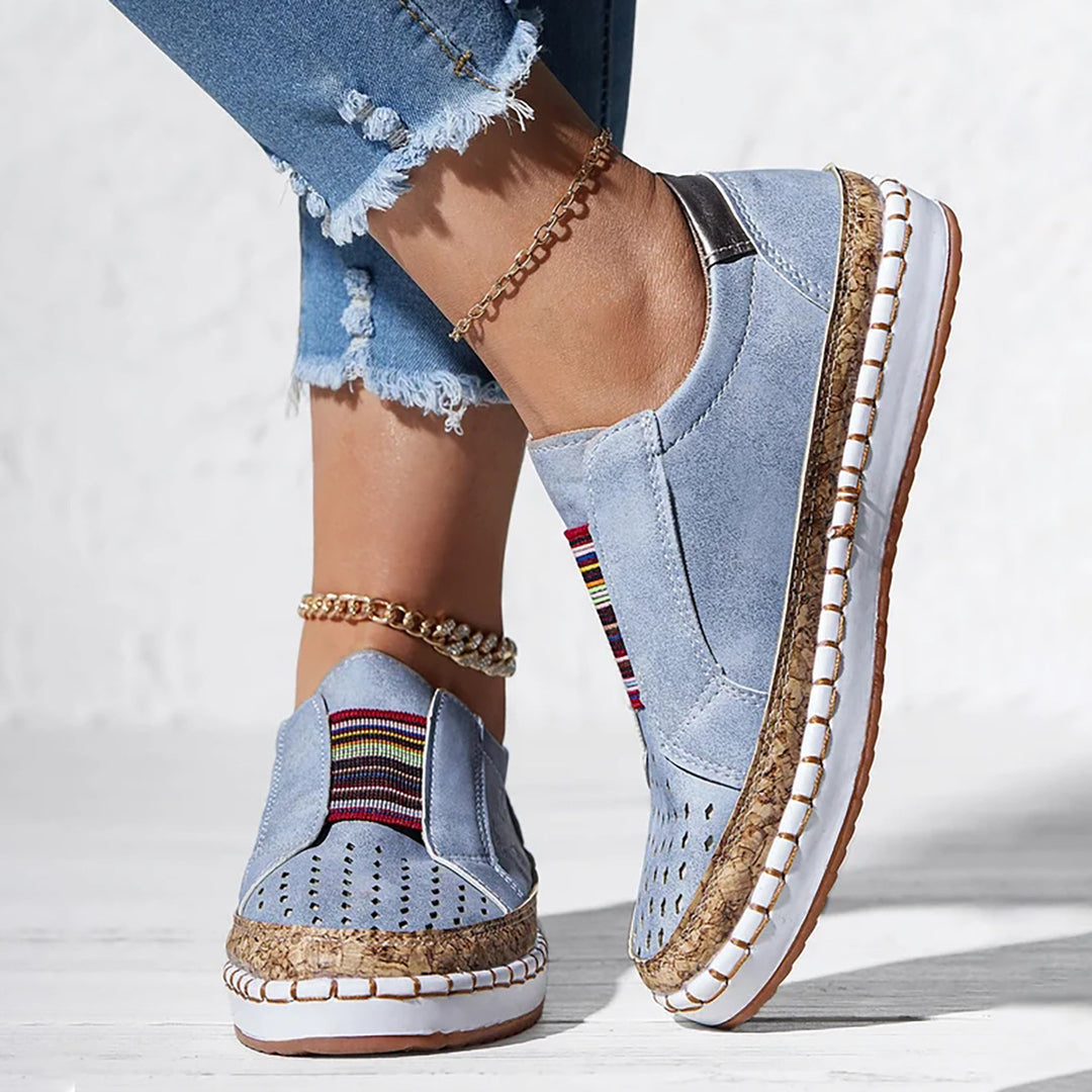 Helene – Freizeitslipper mit Katzenmotiv und Bastsohle