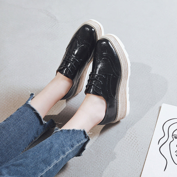 Teona – Plateauschnürschuhe