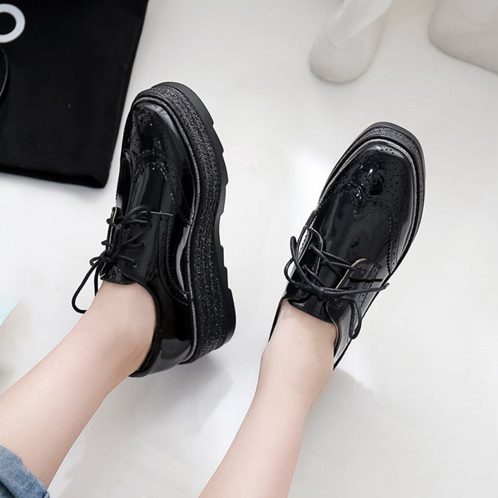 Teona – Plateauschnürschuhe