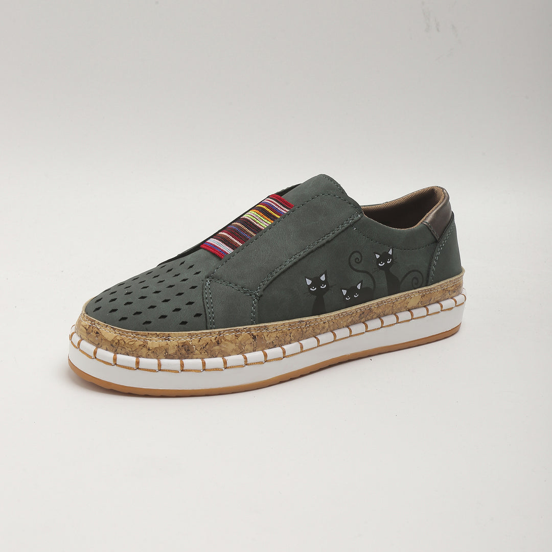Helene – Freizeitslipper mit Katzenmotiv und Bastsohle
