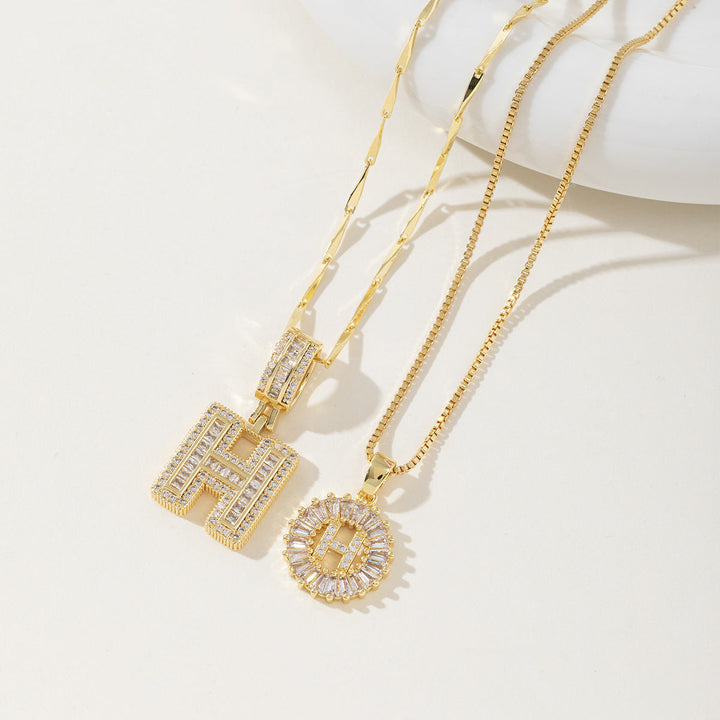 Elegantes 2er-Set Buchstabenanhänger-Halsketten