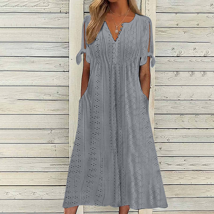 Gerlinde – Besticktes Midikleid mit Schleifendetail