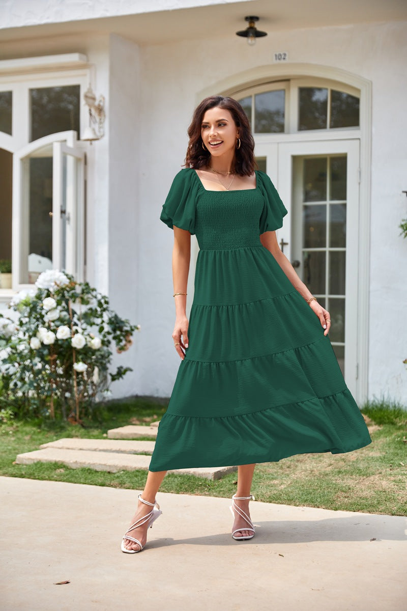Selene – Schulterfreies Midikleid mit Smok-Details
