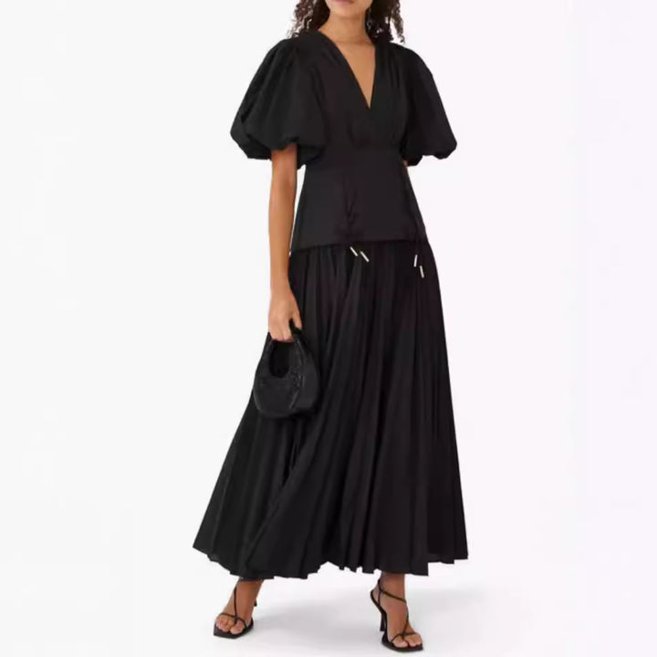 Frieda – Plissiertes Taillenkleid mit Puffärmeln