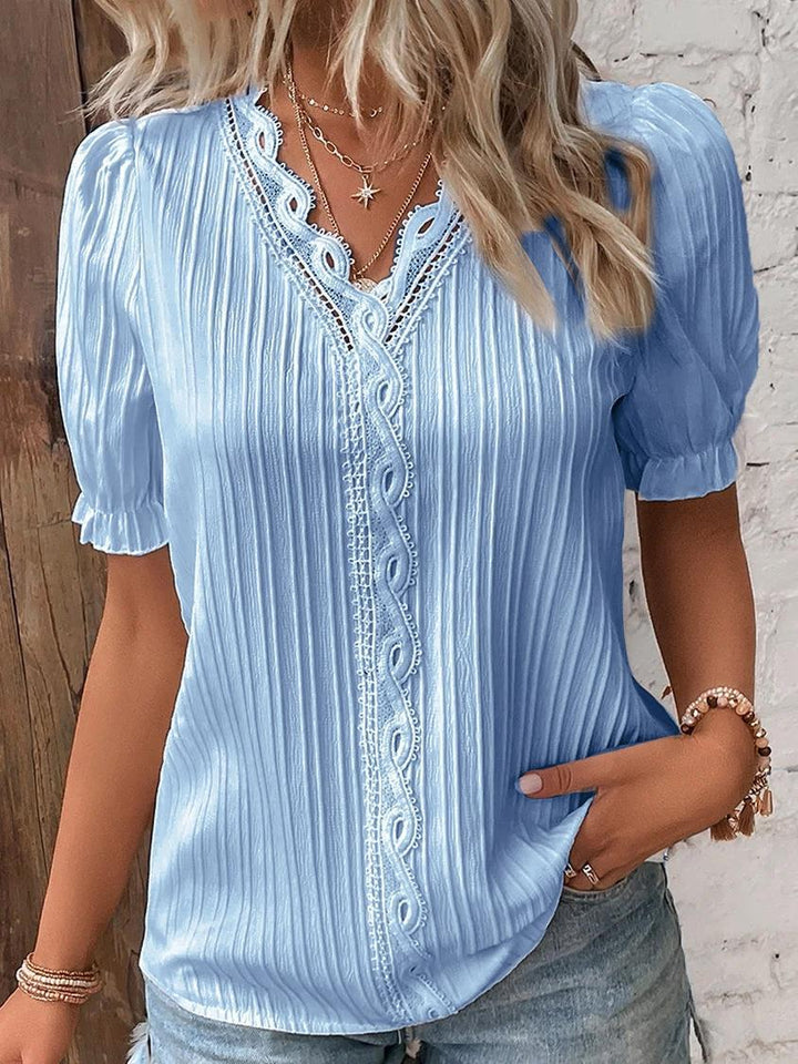Elin – Verspielte Spitzenbluse