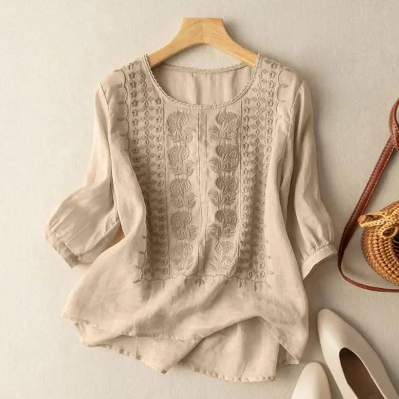 Aurora – Gebluste bestickte Bluse