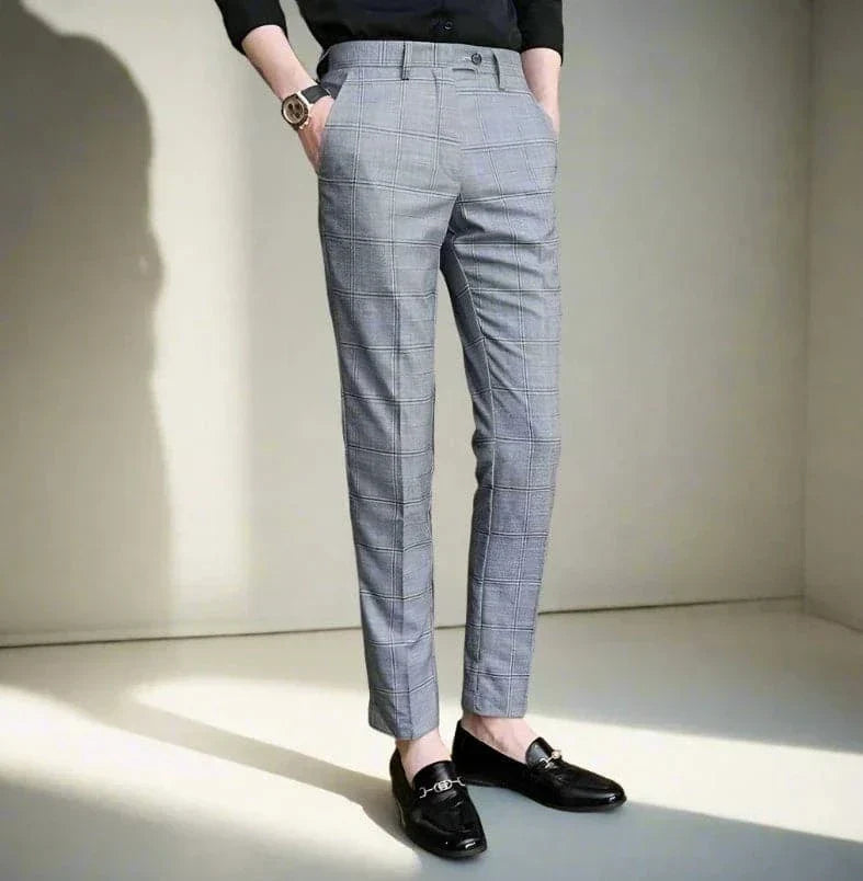 StrideLine Slim-Fit Hose