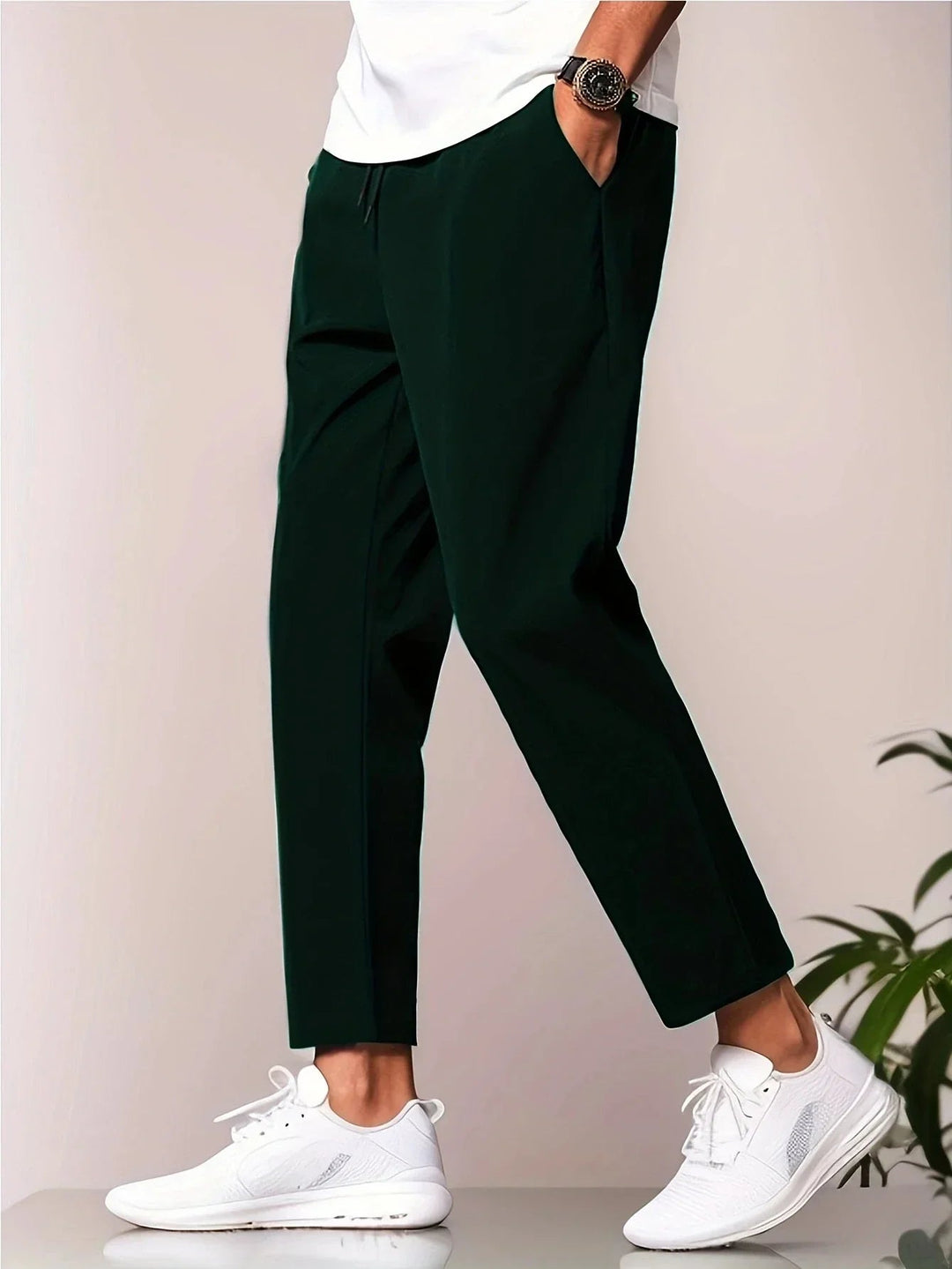 Tjark – Schlanke Joggerhose mit Kordelzug