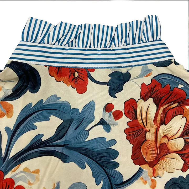 Serenity – Klassische Vintage-Bluse mit Blumenmuster