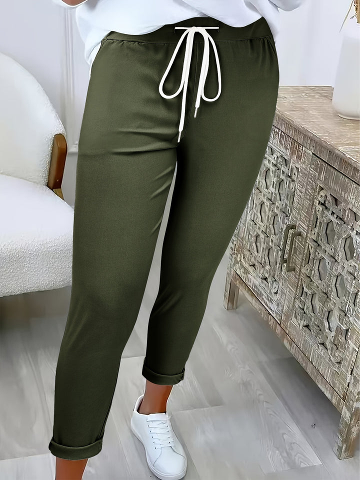Abriana – Schlanke Jogginghose mit Kordelzug