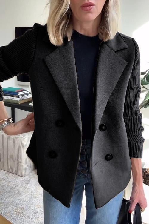 Dawn – Doppelreihiger Strickblazer