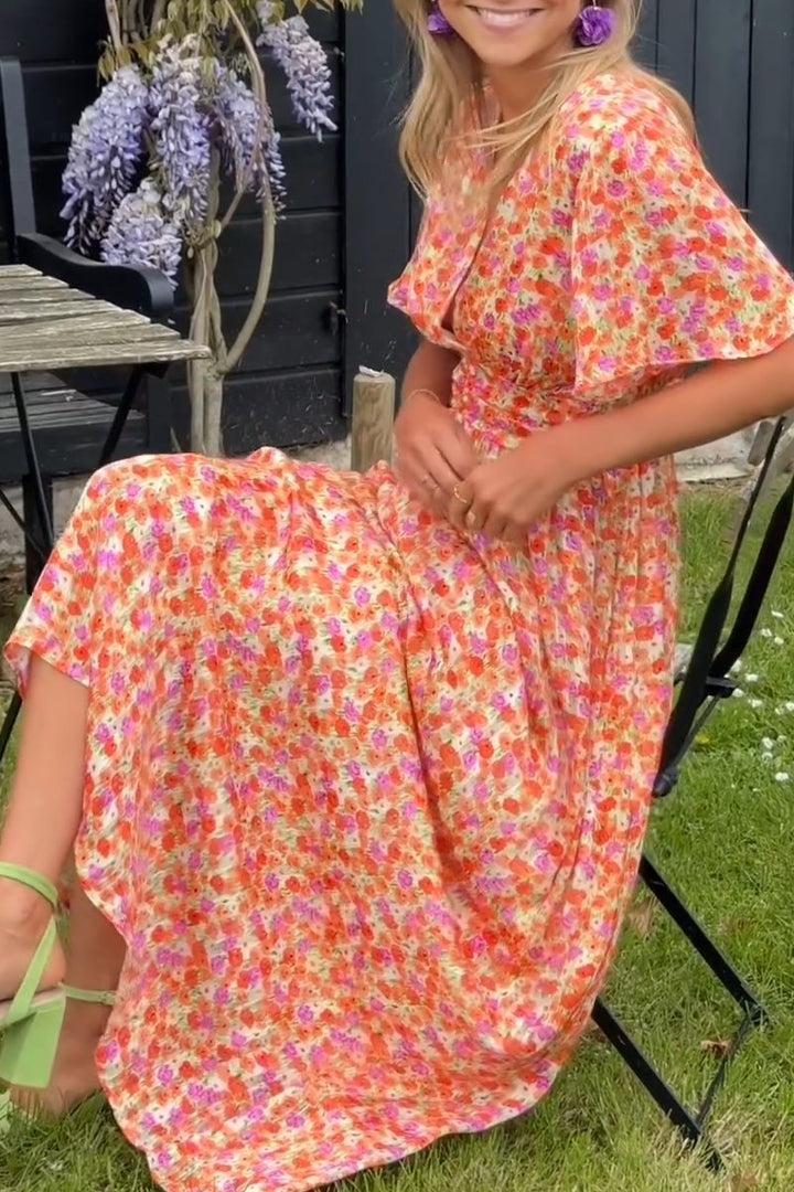 Xabrina – Maxikleid mit Empire-Taille und Blumenmuster