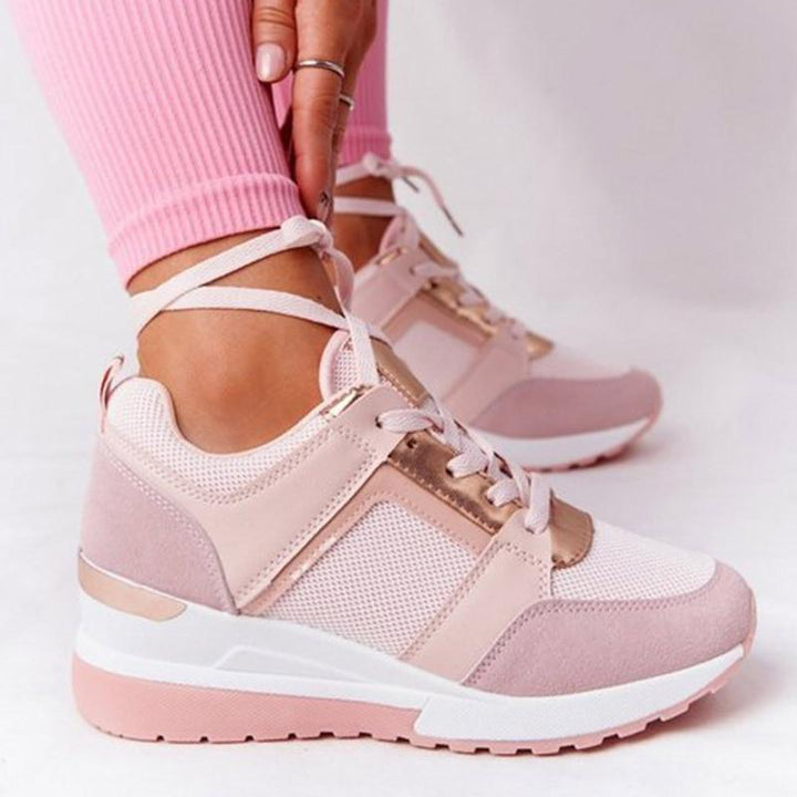 Pia – Schnürsneaker mit Keilsohle