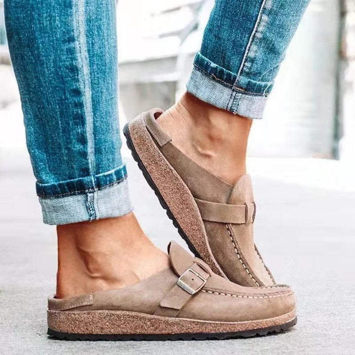 Roswita – Bequeme Slipper mit Schnallendetail